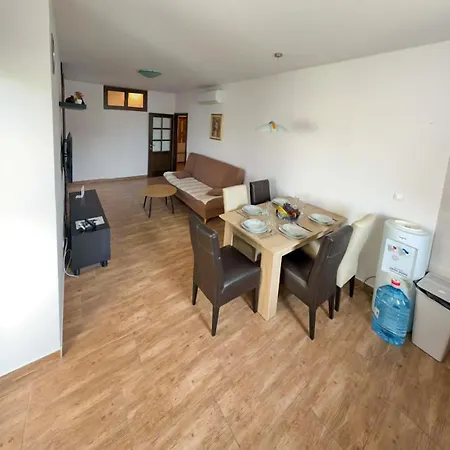 Ema Appartement Povljana