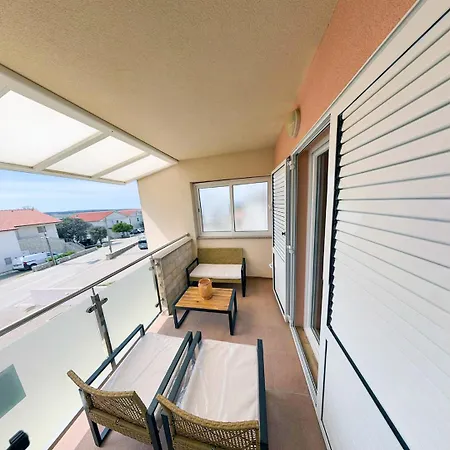 Ema Apartmán Povljana