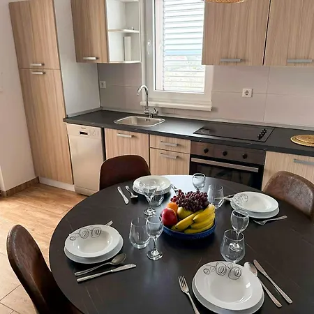 Ema Apartmán Povljana